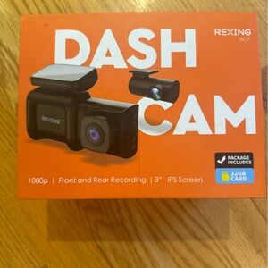 Black Dash Cam with 1080p Front and Rear Recording